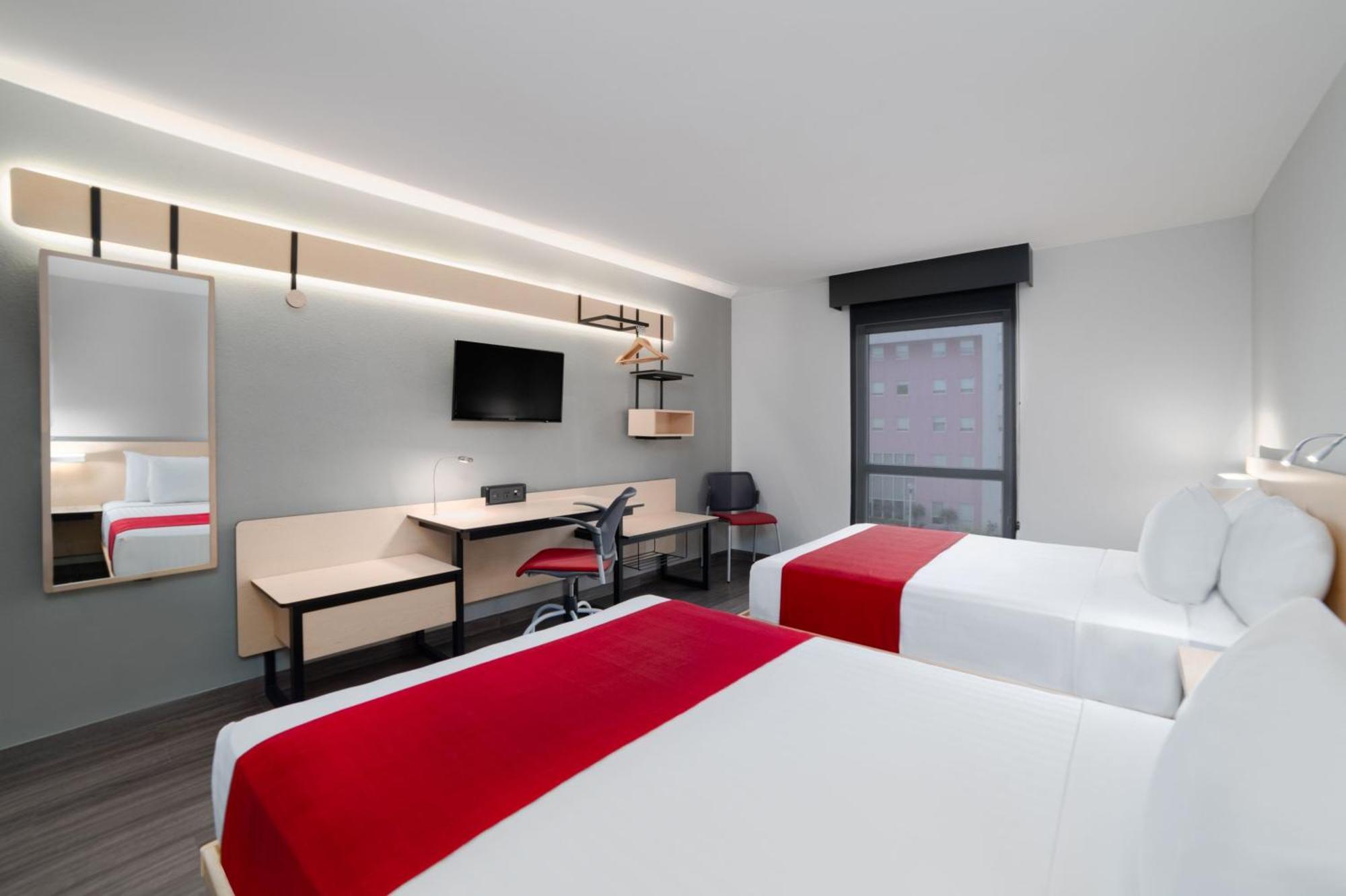 City Express By Marriott Silao Aeropuerto Exterior photo