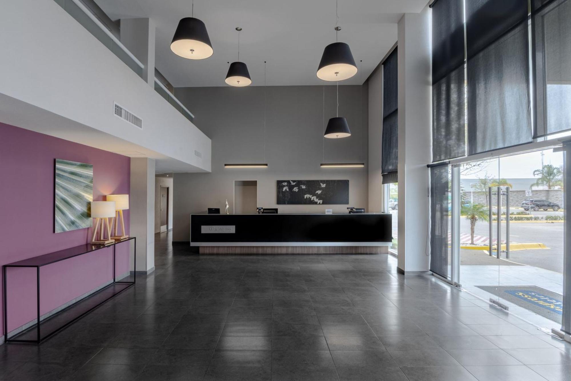 City Express By Marriott Silao Aeropuerto Exterior photo